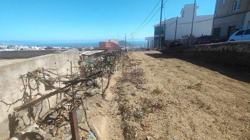 Foto 2f2b1d8b-bdfe-4f09-93ff-a5520275c42c. Terreny residencial a Centro Güímar