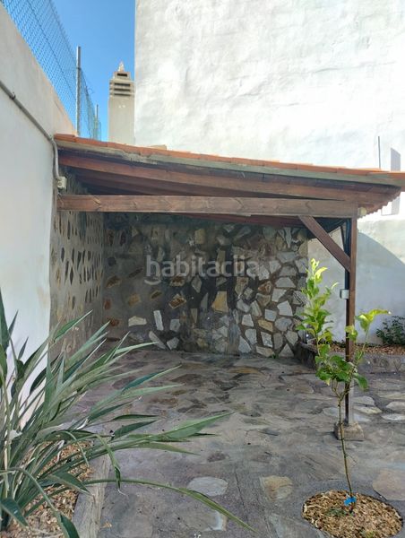 Foto 81dba7ce-473e-48a7-8ed7-40d00ecd5219. Casa adossada amb aparcament a Centro Güímar