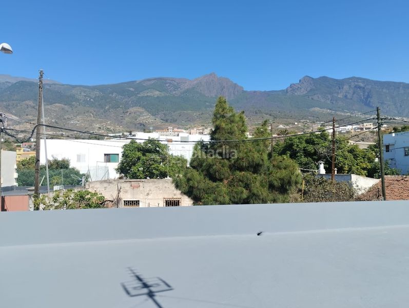 Foto afe60eb7-40d6-40e5-af78-ea5ef049e403. Casa adossada amb aparcament a Centro Güímar
