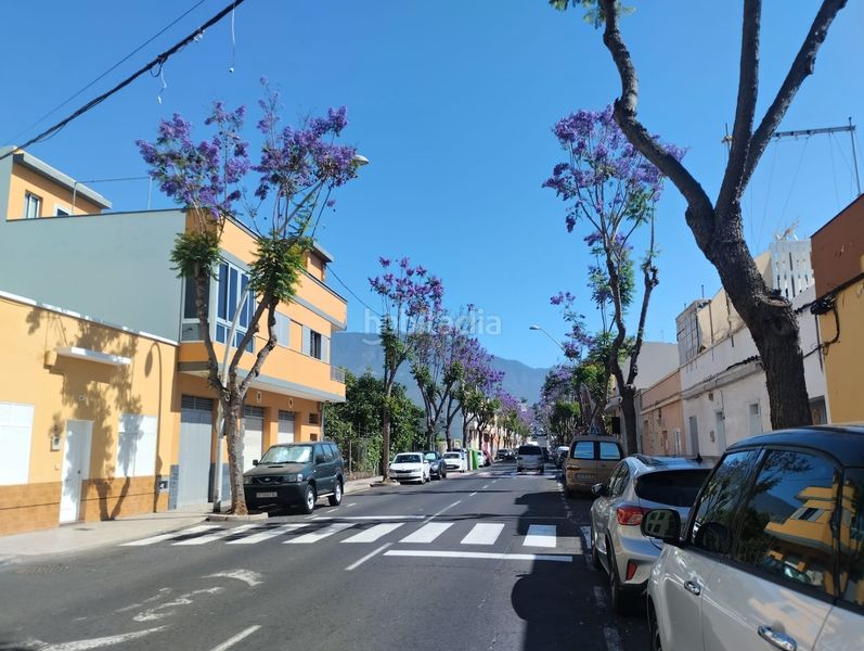 Foto ba3ea231-d8d9-4217-9781-750950d4978f. Casa adossada amb aparcament a Centro Güímar