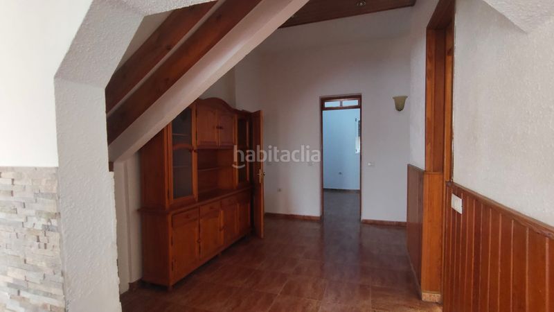 Foto bf9e244c-1d72-436d-9f7f-74626474c9ae. Casa adossada amb aparcament a Centro Güímar