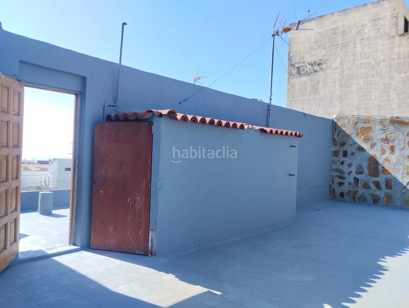 Foto d0049a30-f6f8-4184-819a-c283397c3a77. Casa adossada amb aparcament a Centro Güímar