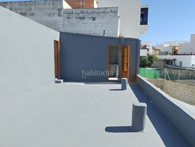 Foto f765f86c-a191-4003-9486-bb684f2cae90. Casa adossada amb aparcament a Centro Güímar