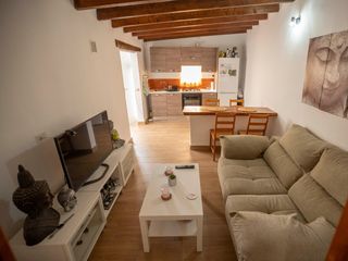 Rural plot  Camino montaña abajo. Se vende terreno con casa en el escobonal, güímar