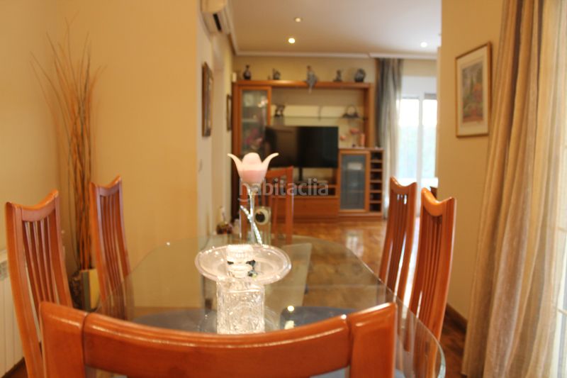 Foto 2ef3f52b-dd38-4321-8a1b-c0138992913f. Casa amb calefacció aparcament piscina a Martorell