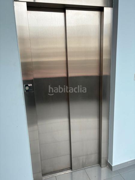 Foto 40fc931f-5872-4a9e-bc73-193a92fde26a. Alquiler local comercial en avenida de madrid 197 oficinas avda. madrid en Vigo