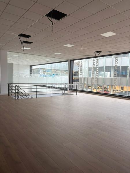 Foto dbfc4f38-46f8-4932-b816-c50c5bf30257. Alquiler local comercial en avenida de madrid 197 oficinas avda. madrid en Vigo