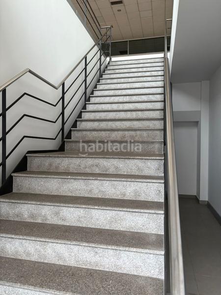 Foto c1cf0502-9eff-4f09-a9ec-bf283bfe6706. Rent business premise in avenida de madrid 197 in Vigo