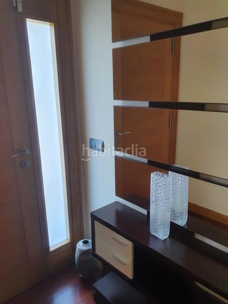 Foto 48e7d026-bc2d-4688-a870-d82ed550c879. Casa adossada amb calefacció aparcament piscina a Vigo