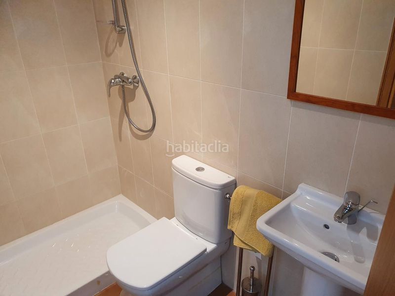 Foto 6afc3c31-d1ff-44f6-987f-d5137479c3ed. Casa adossada amb calefacció aparcament piscina a Vigo