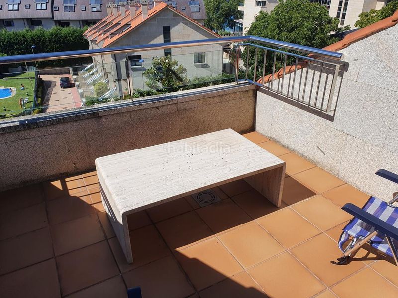 Foto bd3edf1d-ce58-4dbb-8665-afa7cb2e9fdb. Casa adossada amb calefacció aparcament piscina a Vigo