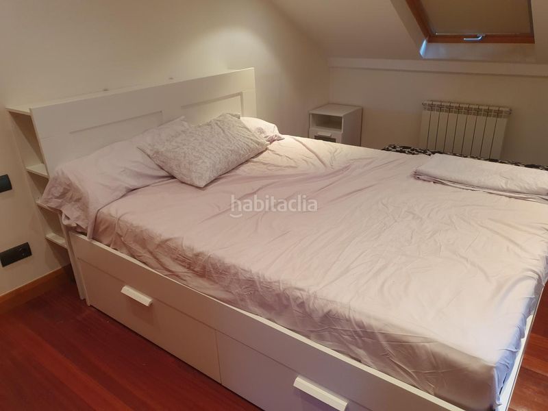 Foto f64da517-27ef-4ec8-9c52-02acefb9c1be. Casa adossada amb calefacció aparcament piscina a Vigo
