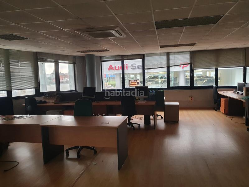 Foto 942b3769-3695-49ca-aa79-676728018b8f. Miete büro in avenida de madrid 215 in Lavadores Vigo