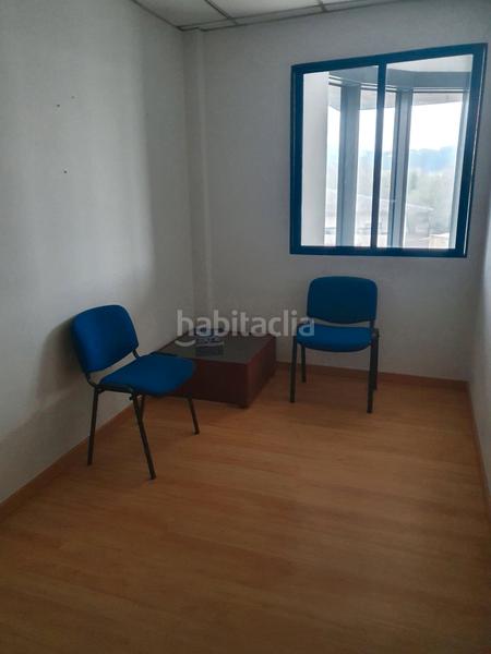 Foto bf49b005-e6c7-4dd1-99e1-bdc5f70ebb9f. Miete büro in avenida de madrid 215 in Lavadores Vigo