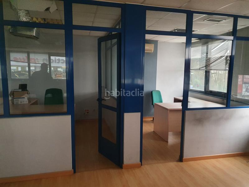 Foto dca47eb0-7b92-4dc9-b29c-d0d5d8620428. Miete büro in avenida de madrid 215 in Lavadores Vigo