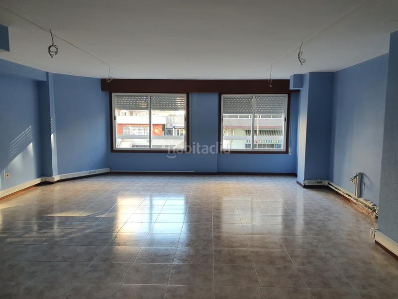 Foto 7eb71445-c123-4aa6-938e-54e40e2a375a. Miete büro in As Travesas - Balaidos Vigo