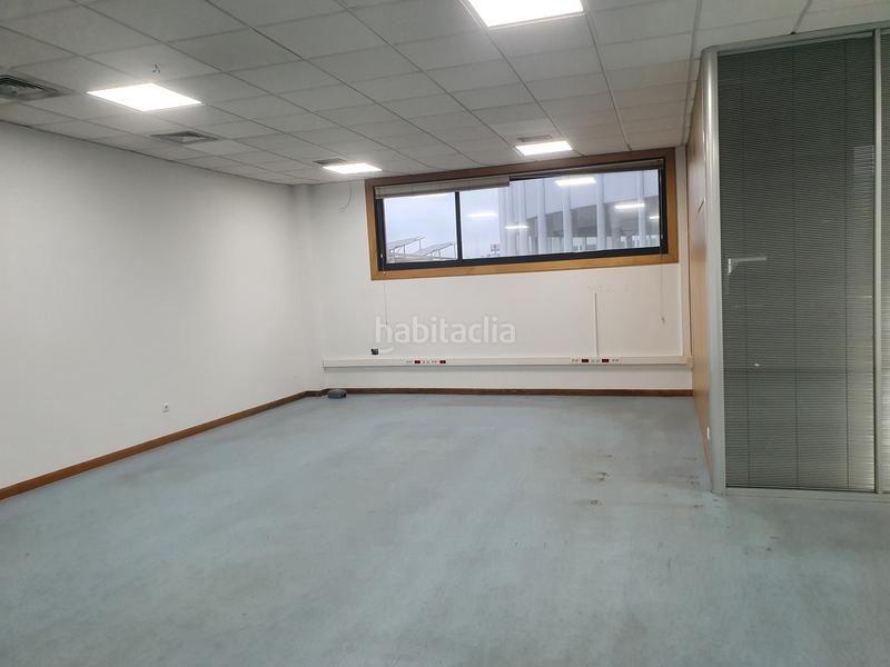 Foto fa07130b-5890-4532-8966-beb22e539717. Location bureau dans avenida de madrid 197 dans Lavadores Vigo