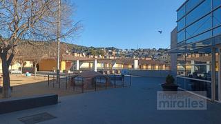 Aparcament cotxe a Carrer de llessam 17. Plaa de pk per cotxe al costat del teatre de la massa