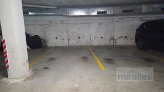 Miete Autoparkplatz in Carrer sant genís 31. Plaça de pàrquing en lloguer al centre de vilassar de dalt