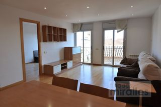 Miete Etagenwohnung  Carrer àngel guimerà 13. Pis al centre de vilassar de dalt amb pàrquing