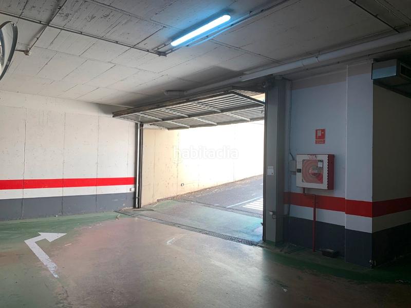 Foto 4268192f-ace3-4e15-b34d-95e8e21a3fd6. Alquiler parking coche en calle del lago de barbarisa 2 magnifica plaza de garaje en Miralbueno!!!!! en Zaragoza