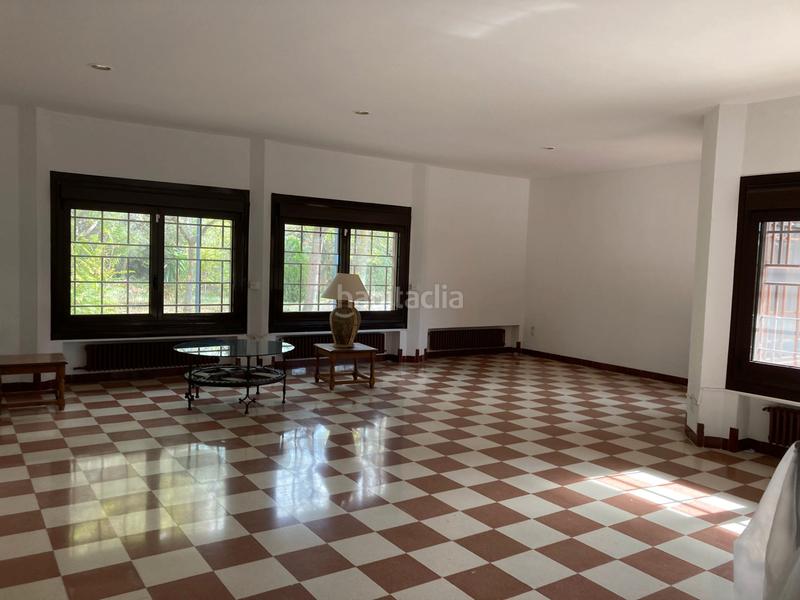 Foto 2d2501ce-b490-45a6-8372-5c5a56fd667d. Xalet amb xemeneia calefacció aparcament piscina a Ainzón