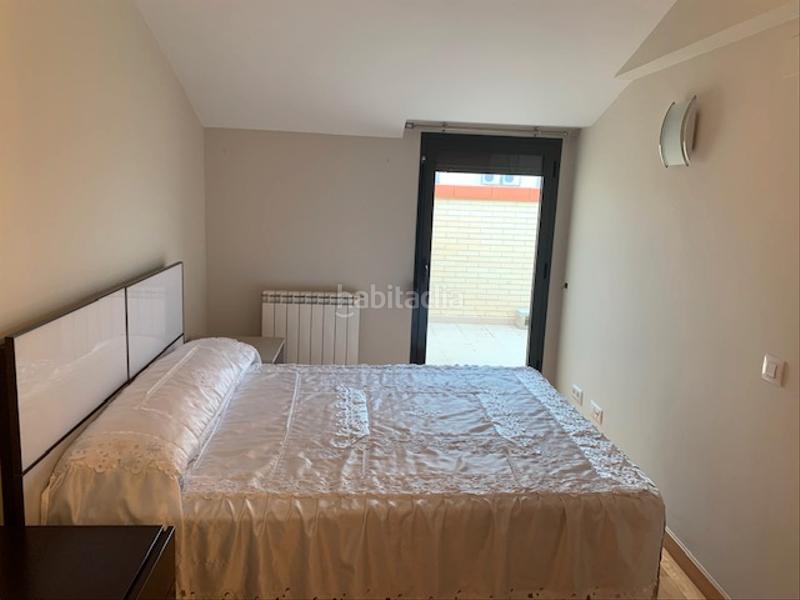 Foto 2ea5e7f9-e744-4aa1-b734-31d7d66b4e27. Dúplex piso tipo duplex de dos dormitorios mas dos baños mas un aseo en Muela (La)