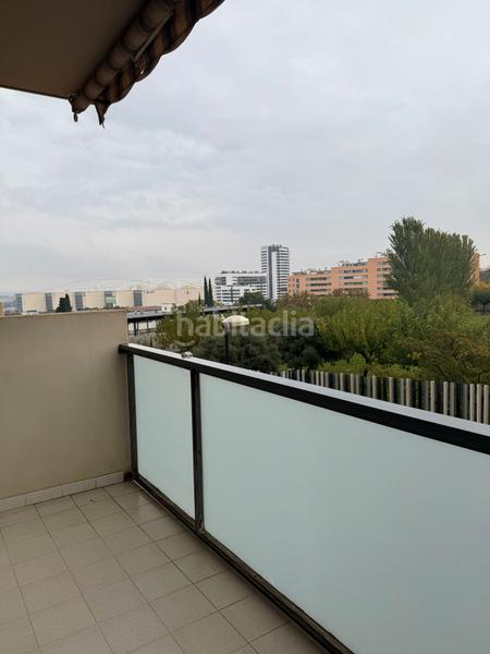 Foto 10d8f045-213b-4427-acea-9fc7a2ab46e3. Appartamento in calle de biarritz 9 in Parque Palomar - Bombarda Zaragoza