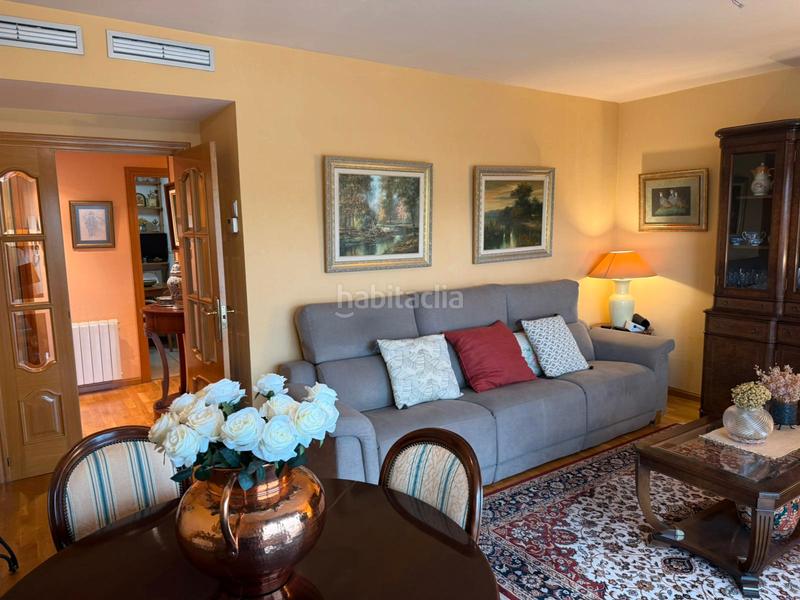 Foto b58a3f20-42c5-44b6-a7a0-83cad5985d78. Appartamento in calle de biarritz 9 in Parque Palomar - Bombarda Zaragoza