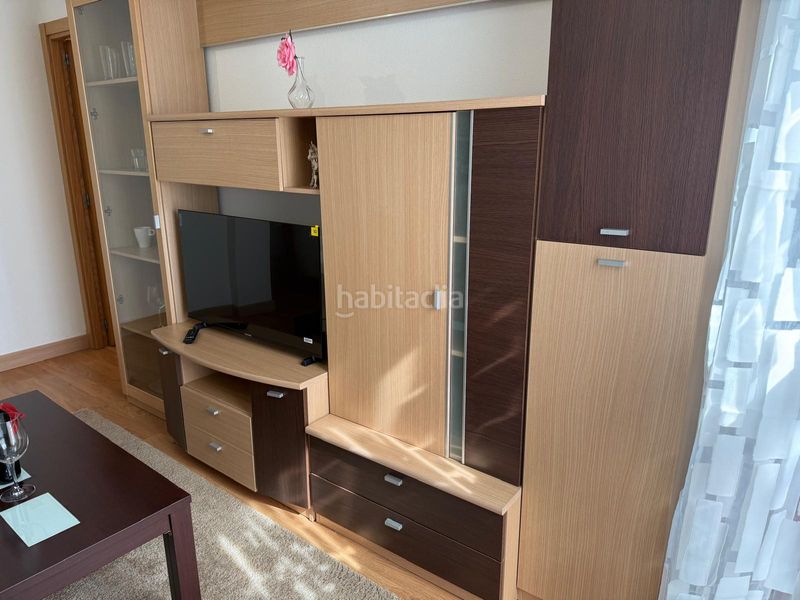 Foto 4c877ed5-507f-4795-8792-bddea929693d. Lloguer pis amb calefacció aparcament a Muela (La)