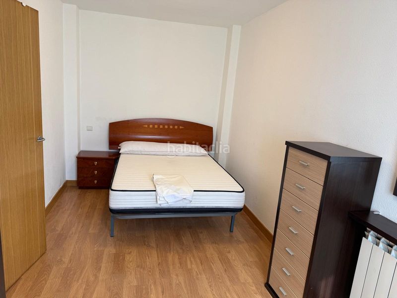 Foto a57338f8-42b4-47c1-a7f3-76e269c00b6b. Lloguer pis amb calefacció aparcament a Muela (La)