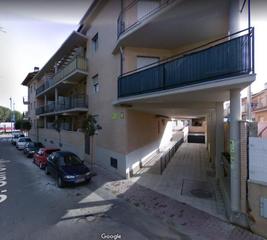 Lloguer Aparcament cotxe a Calle san jorge 22. Plazas de garaje en zona centrica de la muela