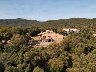 Chalet  Urbanitzaci vall reps. Fantstica casa espaciosa con mucha privacidad en la naturaleza,