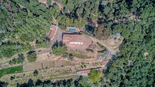Masia a Veinat de, carrer hortsavinya 0