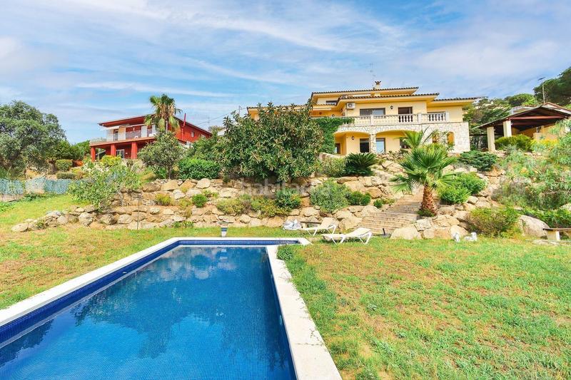Foto 89e5661e-cc87-4c74-860c-710bd52a570e. Xalet amb piscina a Cabanyes-Mas Ambrós-Mas Pallí Calonge