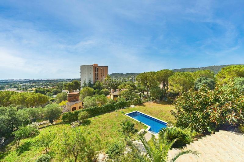 Foto ecd298ff-8f0c-43dd-96ff-861ed66ace19. Xalet amb piscina a Cabanyes-Mas Ambrós-Mas Pallí Calonge