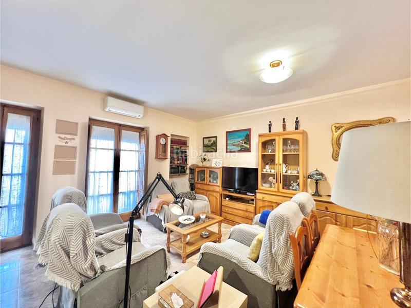 Foto f561eb03-2160-4b0b-a7b6-050ffa32f619. Casa adossada amb calefacció aparcament a El Pedró Palamós