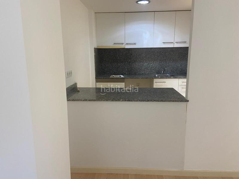 Foto 4f82736c-5c33-48f8-b468-c370dfe1265e. Apartamento piso bien ubicado con aire acondicionado, parking y ascensor en Palamós
