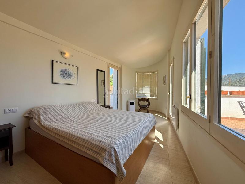 Foto 11bab9f9-4013-4e9c-b2d6-2fcf6e79fb91. Ático elegante ático dúplex con terraza panorámica en el corazón en Tossa de Mar