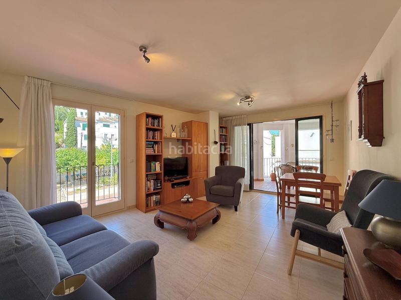 Foto c5de193a-4e0b-4d1d-bce0-a1160f057a7a. Ático elegante ático dúplex con terraza panorámica en el corazón en Tossa de Mar