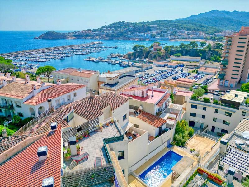 Foto 1494d6be-4e89-4f71-add6-5749f889c05b. Ático luminoso ático dúplex con gran terraza solárium, piscina y vistas despejadas. en Sant Feliu de Guíxols