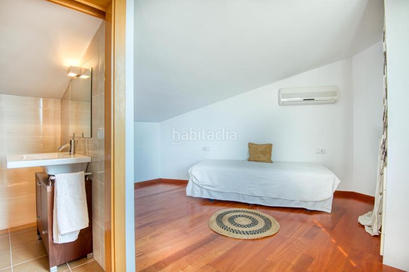 Foto e013ae05-e500-41ea-9f75-6c691f5765ee. Ático luminoso ático dúplex con gran terraza solárium, piscina y vistas despejadas. en Sant Feliu de Guíxols