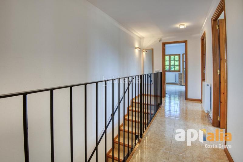 Foto 685acb83-cf3d-4af4-8d71-2441fea442d0. Chalet  con vistas panorámicas, terrazas soleadas, garaje y excelente ubicación en la costa brava. en Calonge