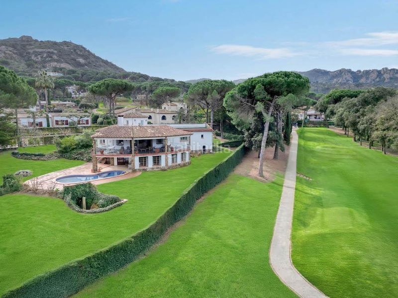 Foto c89c008c-2da8-45b4-ab1a-7ce0dc4db603. Casa amb calefacció aparcament piscina a Golf Costa Brava Santa Cristina d´Aro