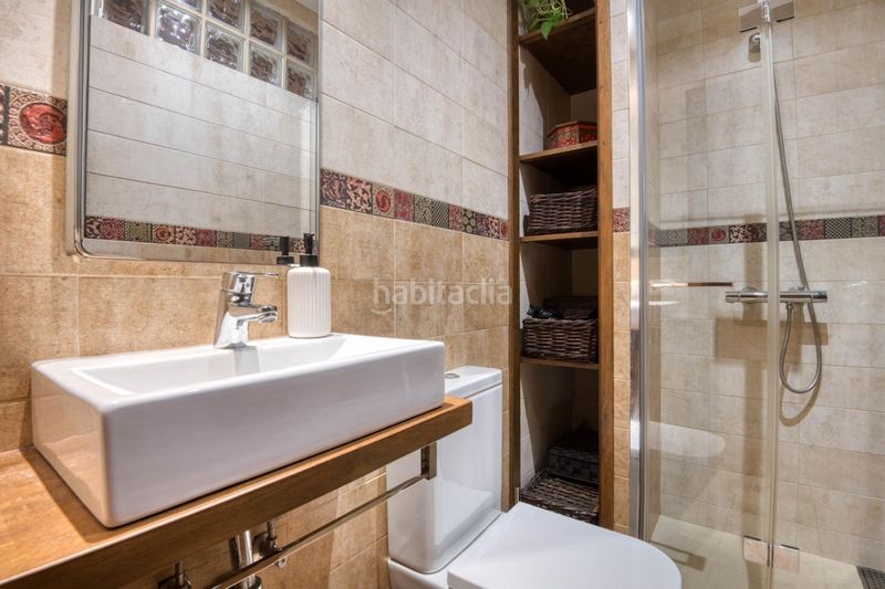 Foto 10ea4351-9bc9-4a0a-aedd-14a21716a18b. Casa adossada a Eixample Sant Feliu de Guíxols