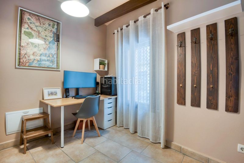 Foto 7ba7563f-25a7-4179-8d93-db0e39b06f79. Casa adossada a Eixample Sant Feliu de Guíxols