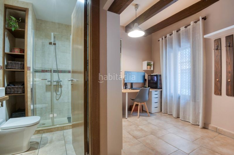 Foto d7bda2fe-1ba9-43a4-9cae-21c8351a494b. Casa adossada a Eixample Sant Feliu de Guíxols