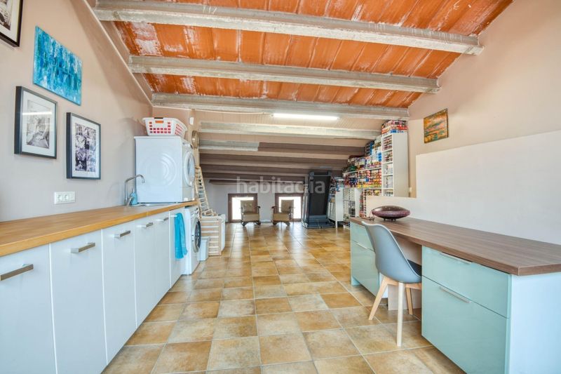 Foto df6691fa-7fe8-46e2-850c-1b83e27ab7b4. Casa adossada a Eixample Sant Feliu de Guíxols