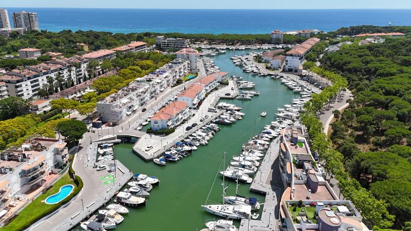 Foto f2db4f7f-df68-4046-9fd0-2aba07afd747. Pis amb calefacció aparcament piscina a Port d´Aro Platja d´Aro