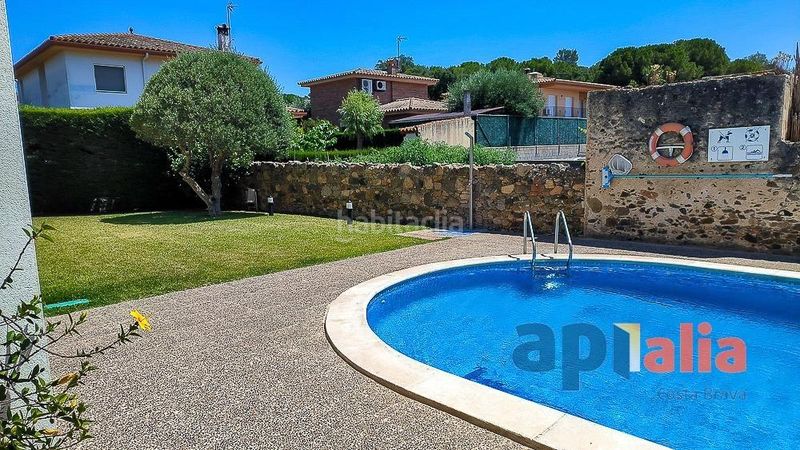 Foto 425b822d-26a6-4f25-b49f-bdb002e78621. Apartament amb aparcament piscina a Poble Calonge